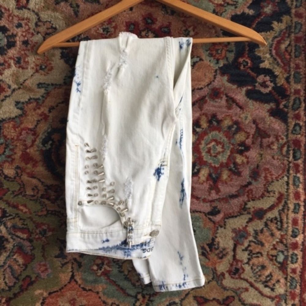 SALE  BDG Spike Twig Jeans Bleached Skinny Studded - Picture 5 of 8